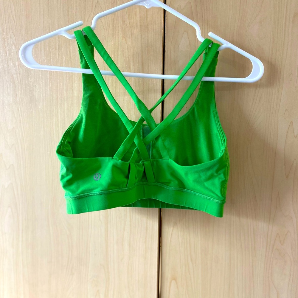 LULULEMON GREEN SPORTS BRA